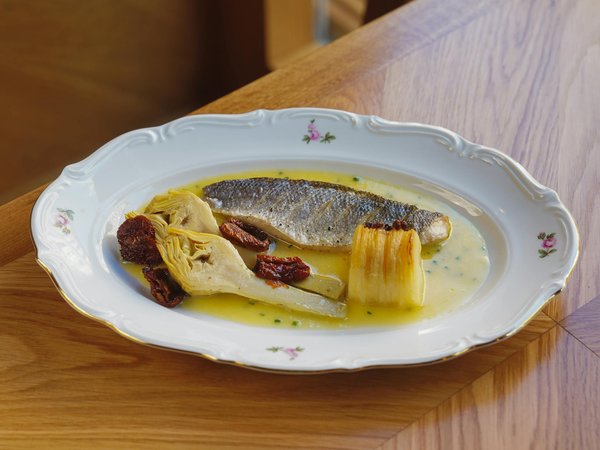 What dietary changes can help alleviate symptoms of depression?