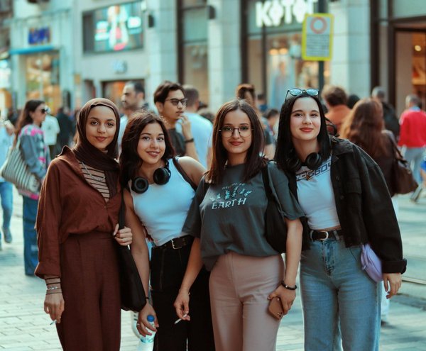 What are the best eco-friendly cleaning products for my home?